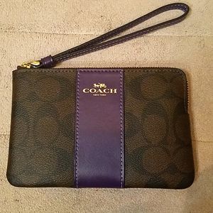 NWOT Coach wristlet wallet